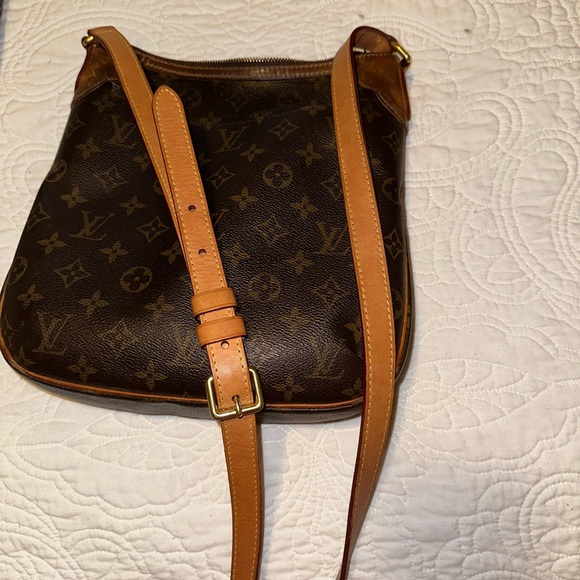 Louis Vuitton Monogram Odeon PM - Picture 13 of 16